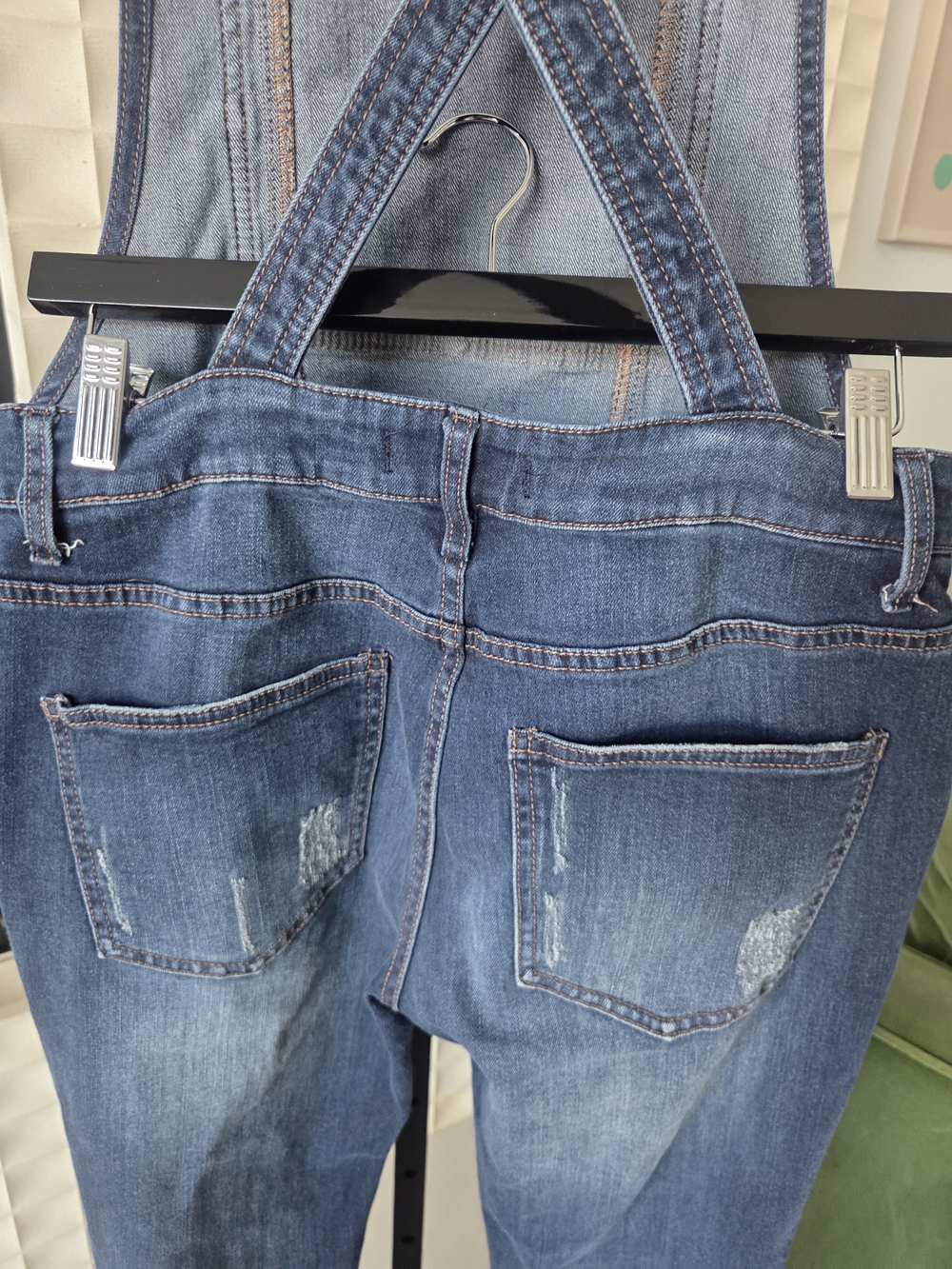 Free People Distressed Denim Overalls Medium Dark Wash Size 27 - 15" W Laid Flat - Picture 6 of 11